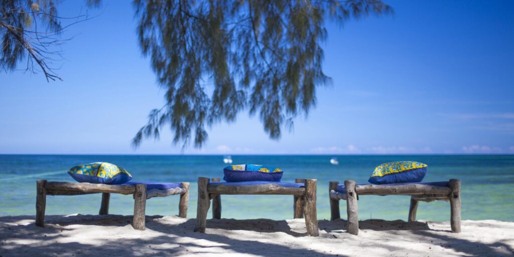 Kinondo Kwetu Hotel 3 Beach Beds By The Ocean Galu Beach Diani Beach Kenya Kopia