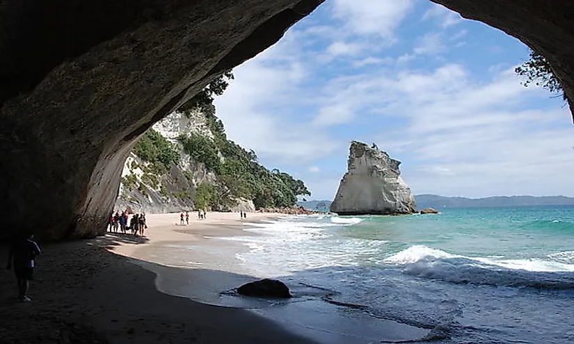 640px Cathedral Cove Coromandel